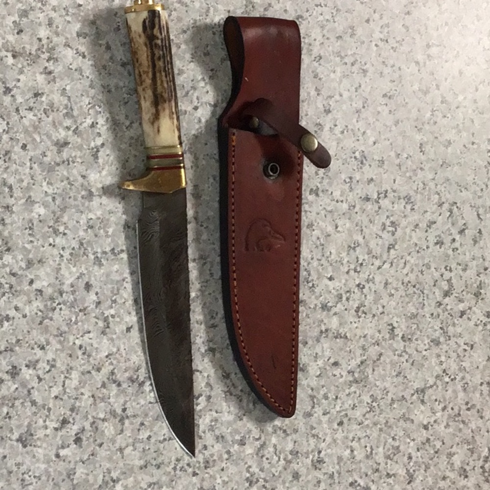 Ducks Unlimited hunting knife